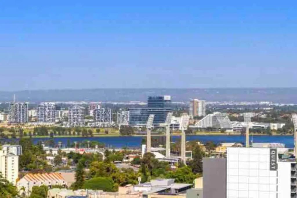 In The City Perth 1B1B Pool And Nice View 0*,